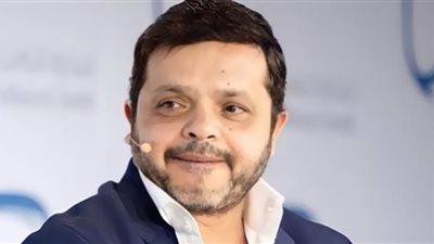 محمد هنيدي يخلي مسؤوليته من غلق موقع إيجي بيست