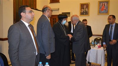 محافظ الجيزة يعزي أسر ضحايا حادث كنيسة أبو سيفين