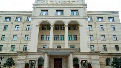 أذربيجان تتهم أرمينيا بقصف مواقع لها على الحدود