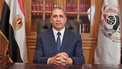 علام يهنئ المحامين بالعام الميلادي الجديد