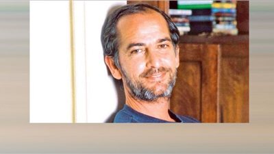 هشام سليم قبل أن يخفيه السرطان (صورة)