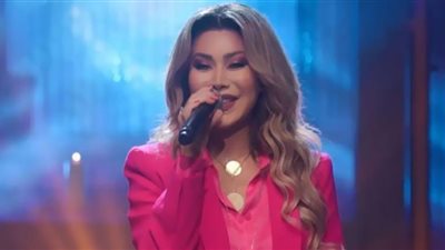 نوال الزغبي تطرب جمهورها فى سهرة غنائية مع أنغام