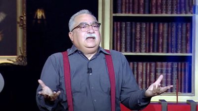 إبراهيم عيسى يصف انسحاب مصطفى درويش من فيلم الملحد بعديم القيمة