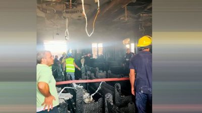الصحة تدفع بـ4 سيارات إسعاف لموقع حريق كنيسة الأنبا بيشوي بالمنيا