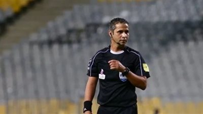 فيفا يخطر اتحاد الكرة بعودة محمود عاشور للقائمة الدولية