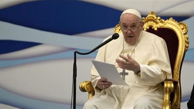 بابا الفاتيكان يدعو لتحقيق السلم في البلدان التي مزقتها الحروب