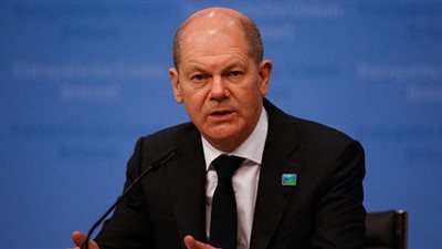 شولتس يشدد على أهمية مواصلة الحوار مع الرئيس الروسي