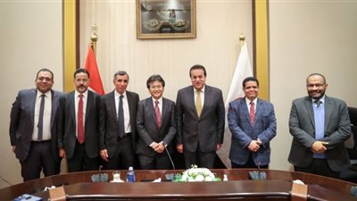 وزير الصحة يبحث مع اليابان سبل تبادل الخبرات في جراحات الأطفال وزراعة الأعضاء