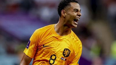 نيفيل: جاكبو يُناسب ليفربول.. واليونايتد ليس بحاجة له