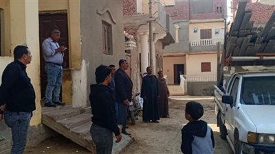 إزالة التعديات ومصادرة معدات البناء بطامية في الفيوم