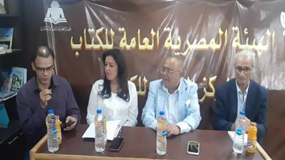 القارورة الزرقاء» تحمل رسالة إنسانية على قدر من السمو.. نقاد يوضحون