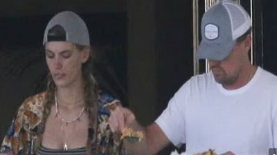 علي متن يخت.. ليوناردو دي كابريو يؤكد ارتباطه بـ فيكتوريا لاماس