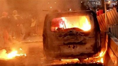 أعمال شغب وإحراق سيارات بليلة رأس السنة في فرنسا