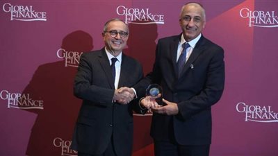 جوائز حصدها طارق عامر خلال فترة رئاسته للبنك المركزي