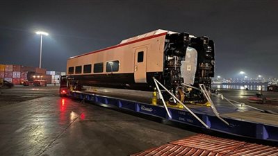 وزير النقل يعلن وصول قطارين تالجو الفاخرة لميناء الإسكندرية