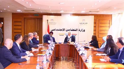 نيفين القباج تستقبل وزير التنمية الدولية الكندي