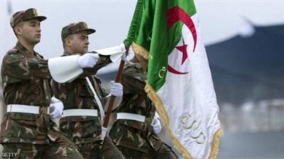 ضبط 4 عناصر دعم للجماعات الإرهابية و117 مهاجرًا غير شرعي بالجزائر