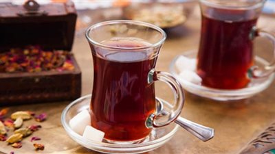 شرب الشاي بعد تناول الطعام بسبب فقر الدم