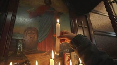 الشموع طقس ووسيلة الأقباط منذ عقود| أسباب استخدامها في الكنائس