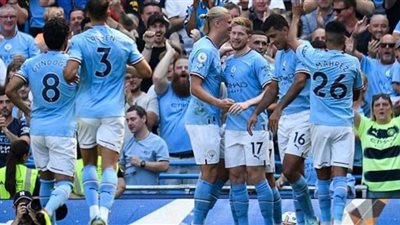 مانشستر يتقدم على برايتون بثنائية هالاند في الشوط الأول