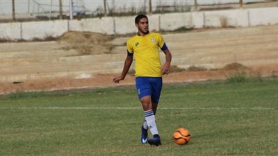 تجدد إصابة نجم الإسماعيلي بقطع في الرباط الصليبي