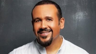 هشام عباس يفتتح فعاليات مهرجان القلعة الدولي (الليلة)