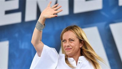 جورجيا ميلوني أول رئيسة للحكومة في تاريخ إيطاليا.. شاهد