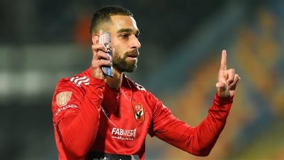 أبرز أرقام عمرو السولية رجل مباراة الأهلي وبيراميدز