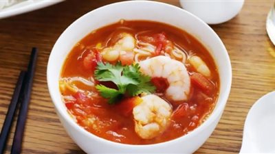 طريقة عمل شوربة الجمبري لمقاومة برد الشتاء