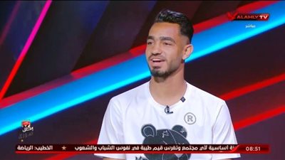 محمد عمر: انتماء أحمد سيد غريب للأهلي أمر جيد وهذا مصير مروان عطية