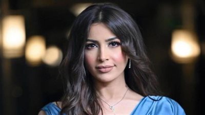 جنات تطرح التفاح والفراولة بلون شعبي جديد