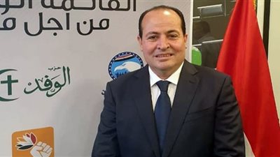 برلمانى يكشف إهمالًا كبيرًا بشركة زيوت