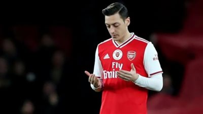 حقيقة اقتراب أوزيل من الفيحاء السعودي