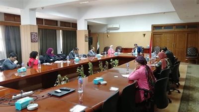 قطاع مياه النيل يناقش مشروع الممر الملاحي 