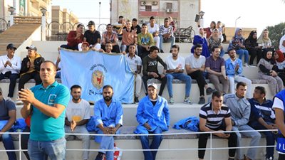 أهالي سوهاج يتابعون فاعليات 