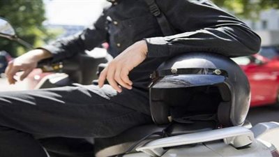 18720 مخالفة خلع الخوذة لقائدي الدراجات النارية