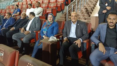 رئيس جامعة أسوان مباراة تماسيح النيل بإسناد السلام