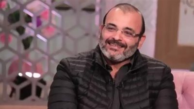أيمن بهجت قمر ضيف