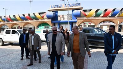 ضبط عربات حنطور غير ملتزمة بأماكن الوقوف في أسوان