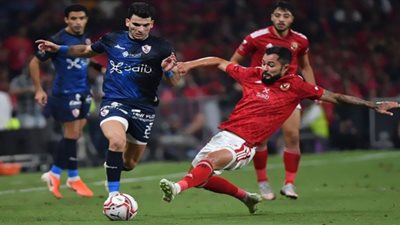 بعد أفشة.. أندية الدوري السعودي تستهدف نجوم الأهلي والزمالك