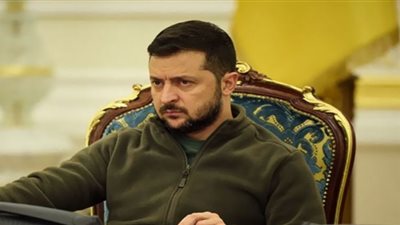 زيلينسكي يحذر من تعبئة جديدة للجيش الروسي