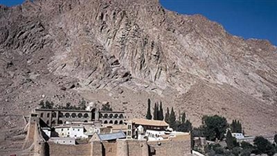 الجليد فوق جبال سانت كاترين.. قطعة أوروبية في قلب سيناء (صور)