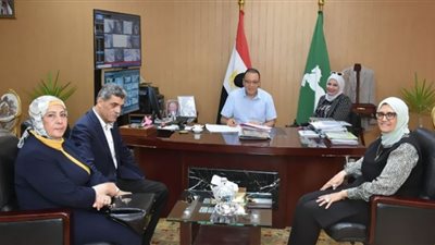 محافظ الشرقية يناقش مع النواب نسب تنفيذ المشروعات الخدمية