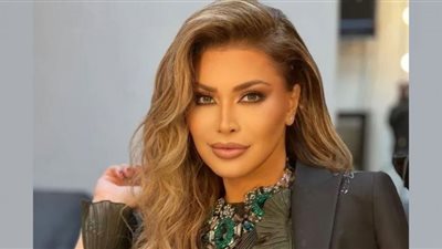 نوال الزغبي تشعل إنستجرام بالأحمر الشفاف| صور