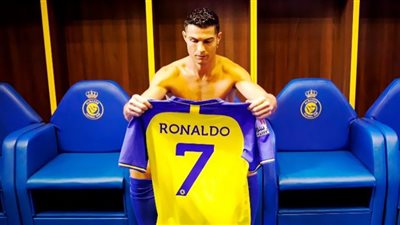 موقف كريستيانو رونالدو من المشاركة في مباراة النصر والطائي غدًا