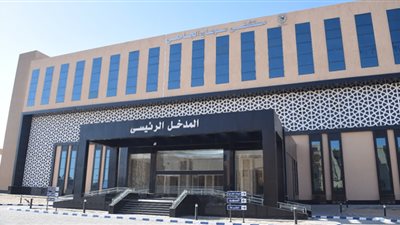 مستشفى سوهاج التعليمي.. 8 معلومات عن الصرح الطبي العملاق