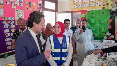 قافلة رئاسة الوزراء وجامعة طنطا تقدم الرعاية الطبية للمرضى بمحافظة قنا
