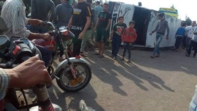 صرف إعانات عاجلة لضحايا حادث أتوبيس مدرسة بالدقهلية