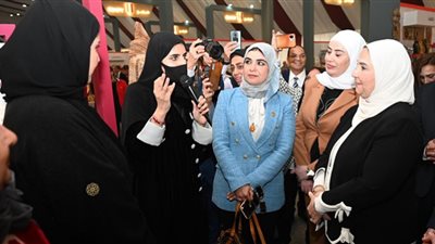 القباج ووزراء الشئون الاجتماعية العرب يتفقدون المعرض العربي للأسر المنتجة