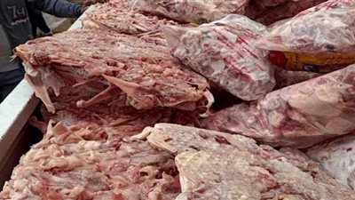 التحفظ علي 4 أطنان لحوم مجمدة مجهولة المصدر بالإسكندرية
